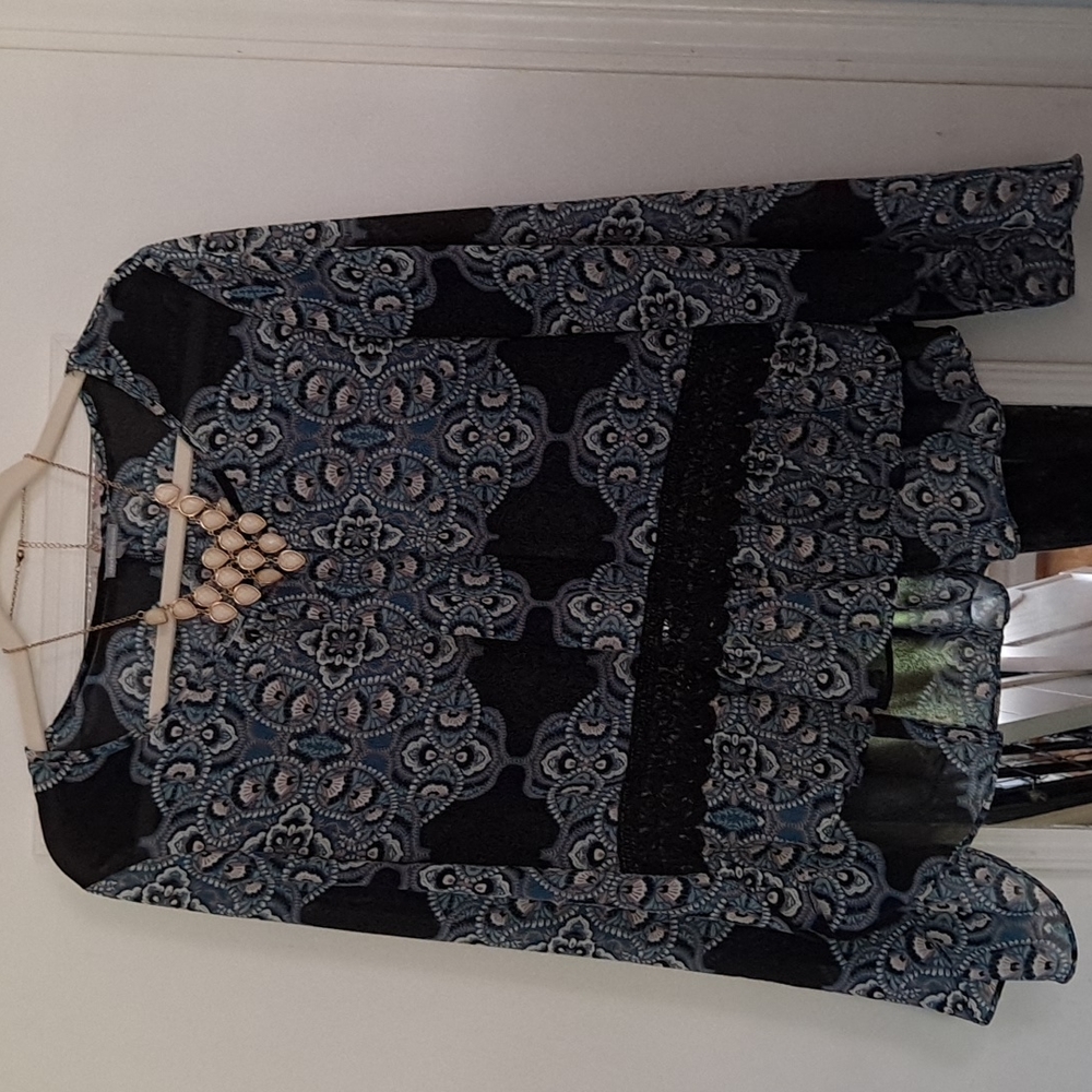 Charlotte Russe blue & black large dress blouse